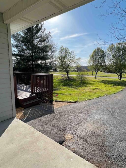 Charming House In Sevierville Family Friendly Quiet Location Close To Wilderness Exteriör bild