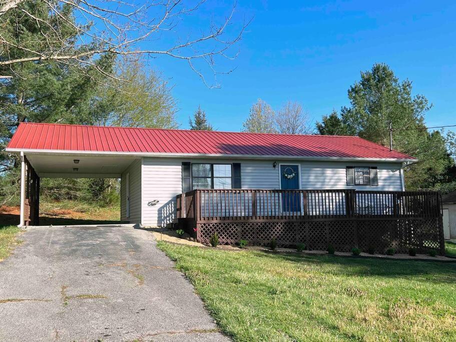 Charming House In Sevierville Family Friendly Quiet Location Close To Wilderness Exteriör bild